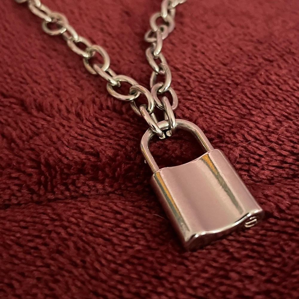 Silver Chain Necklace with Lock pendant